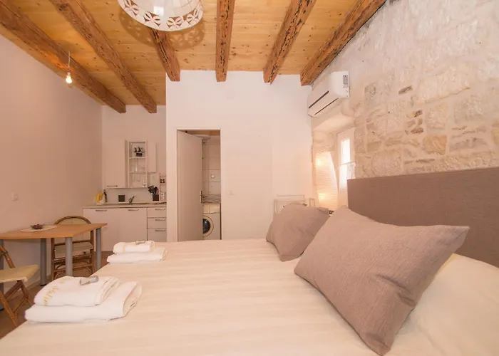Apartments Stelina